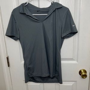 Gray golf shirt plain. Worn 2 times. Nike.